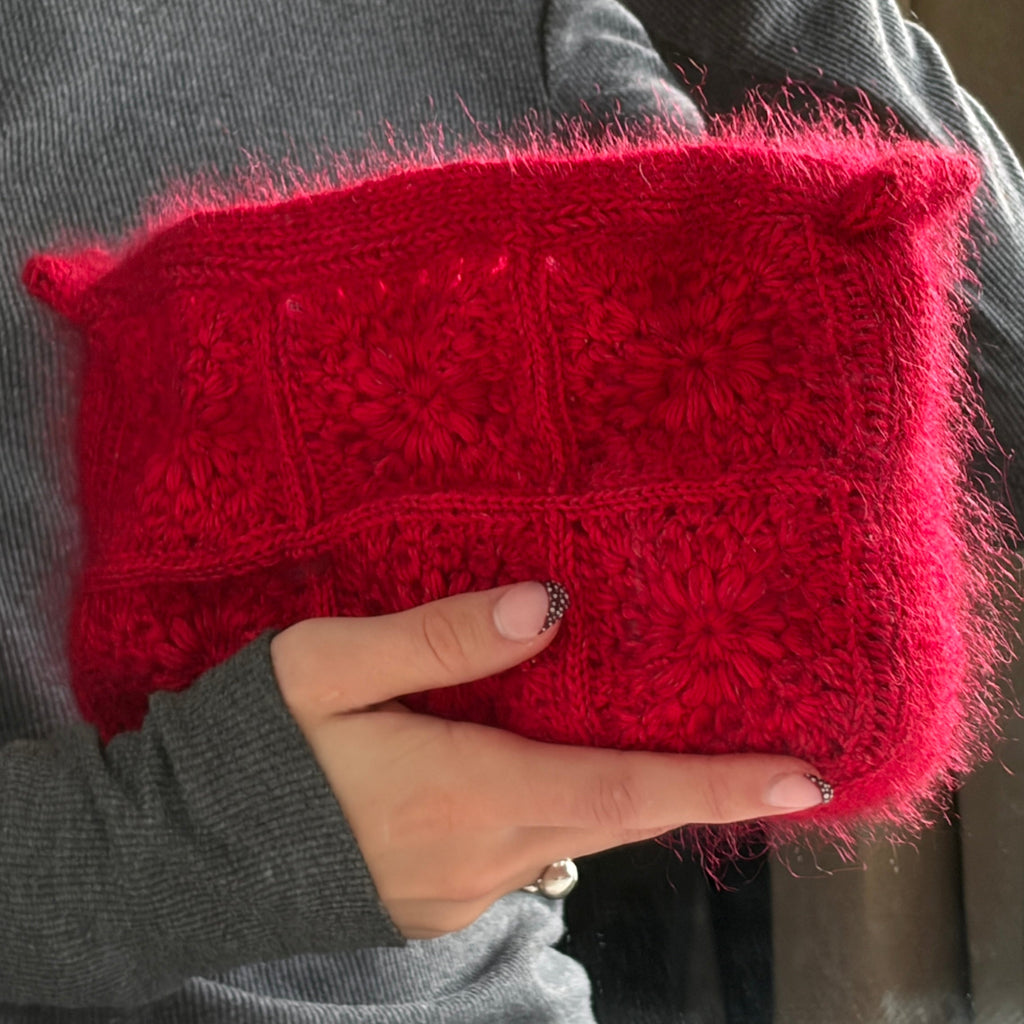 Clara Clutch