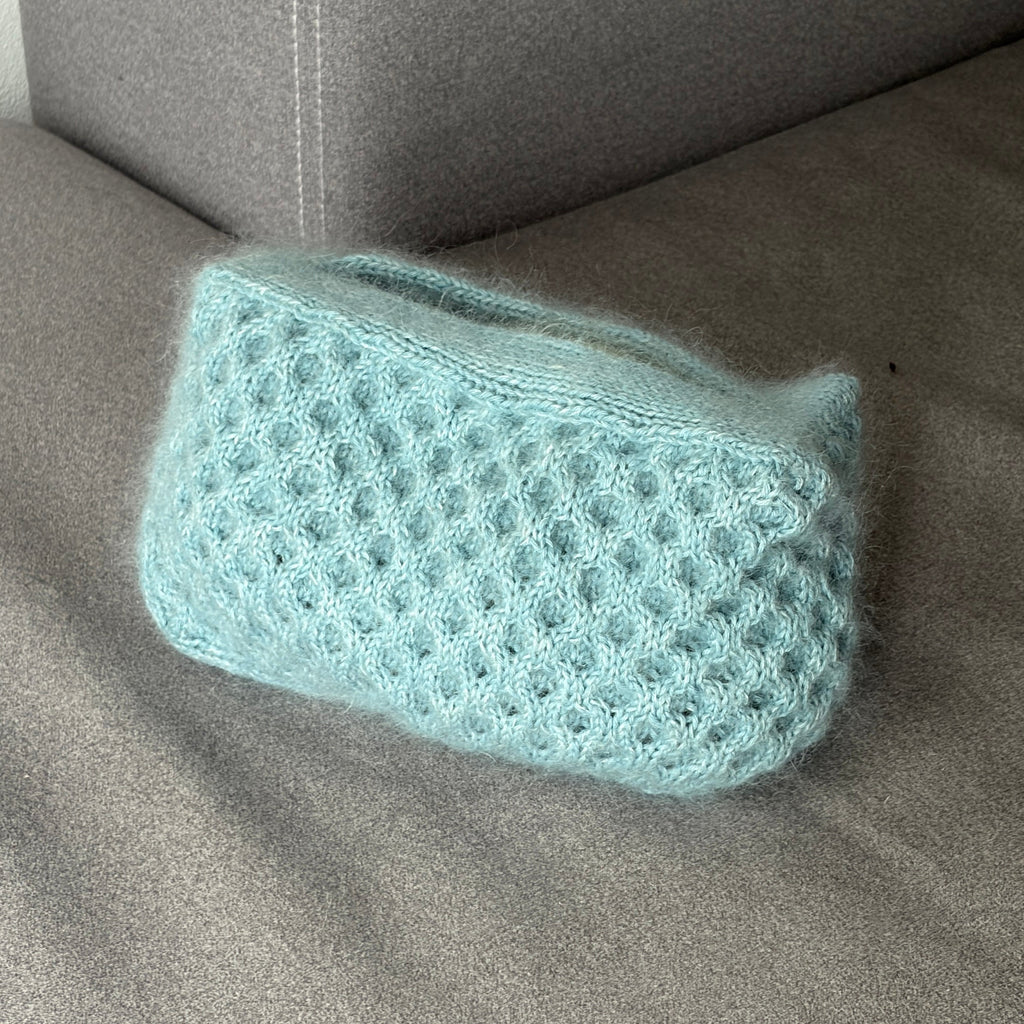 Josie Cable Clutch - Dansk Opskrift